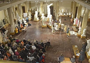 Nala Mädchen im Museum k